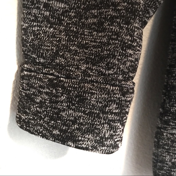 Weatherproof jacket - Picture 2 of 10